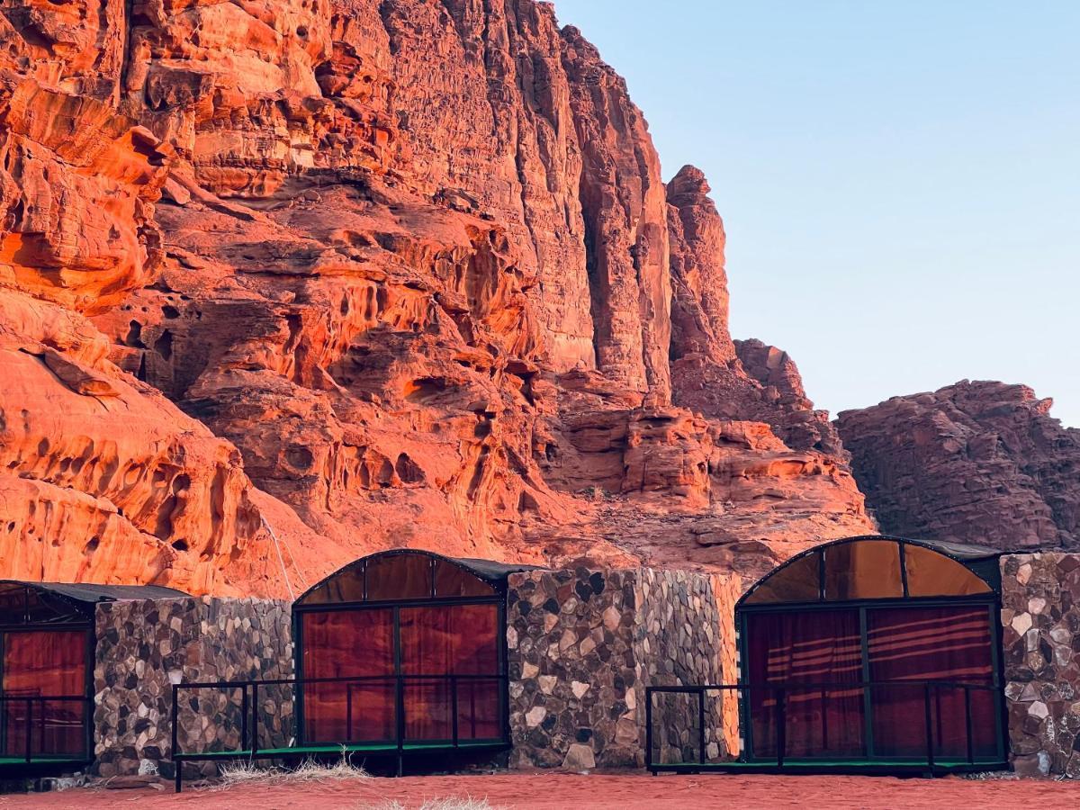 Wadi Rum Shooting Stars Camp 호텔 외부 사진